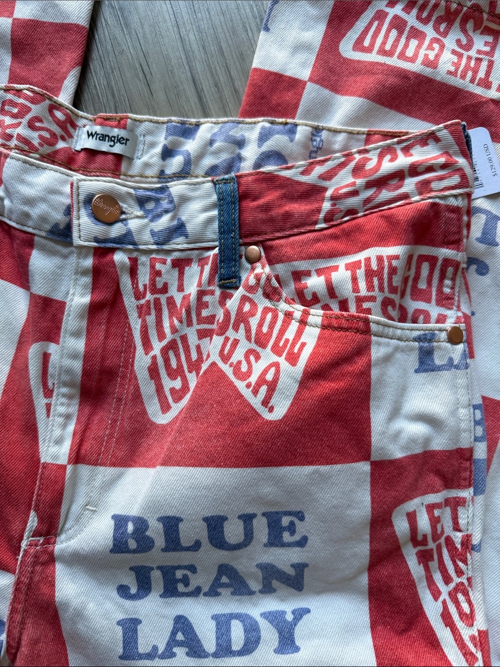 Wrangler Red & White 'Blue Jean Lady' Graphic Patchwork Jeans - Picture 3 of 4